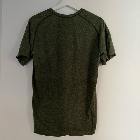 Lululemon Metal Vent Tech Short-Sleeve Shirt (forest green, S) - Picture 2 of 2